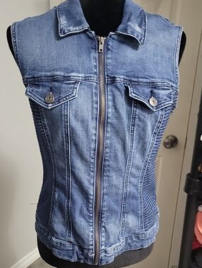 5/$20**G By Guess Moto Denim Trucker Vest Blue Medium Wash